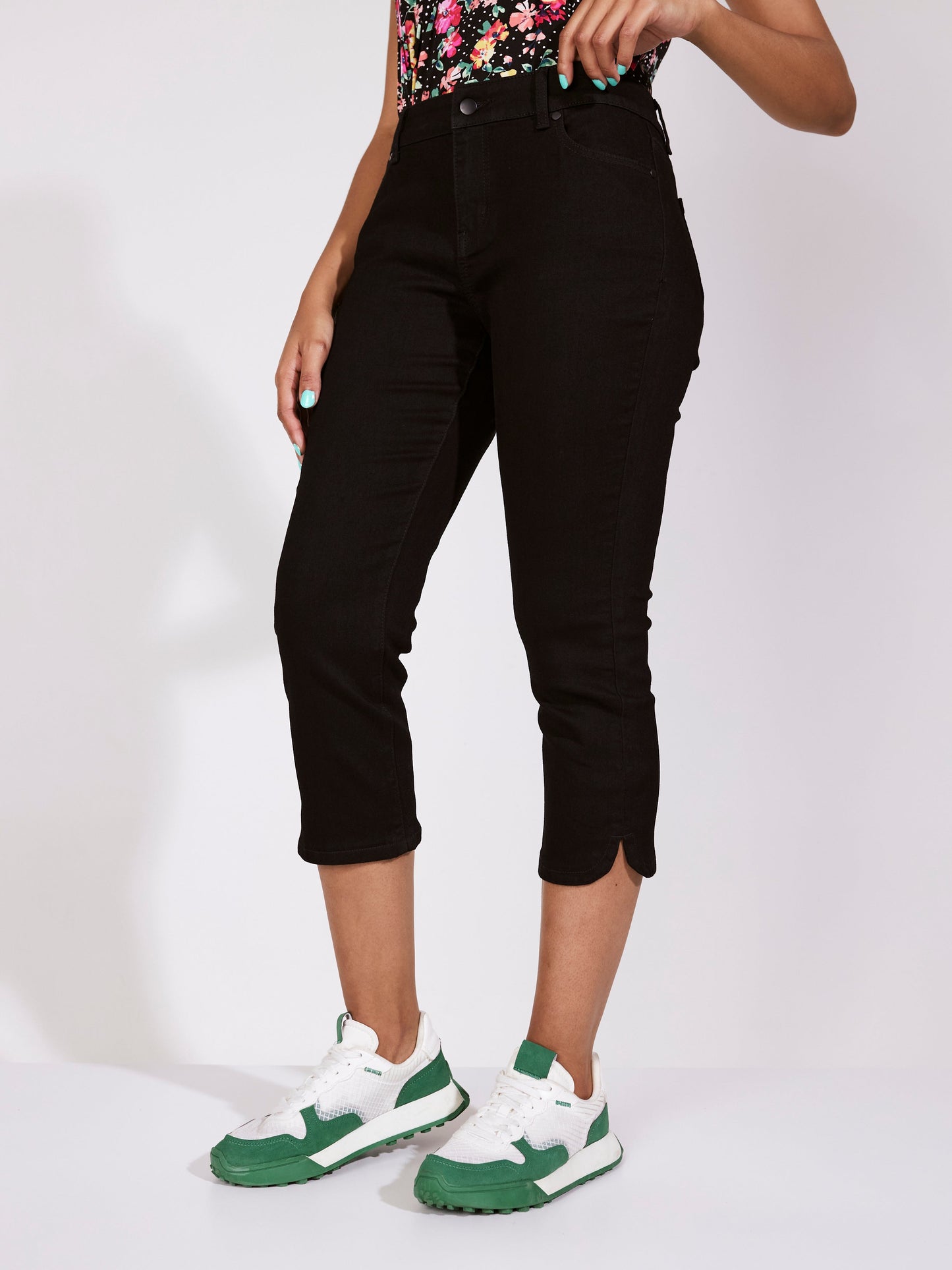 Westport Signature Capri Pants with a Dolphin Hem