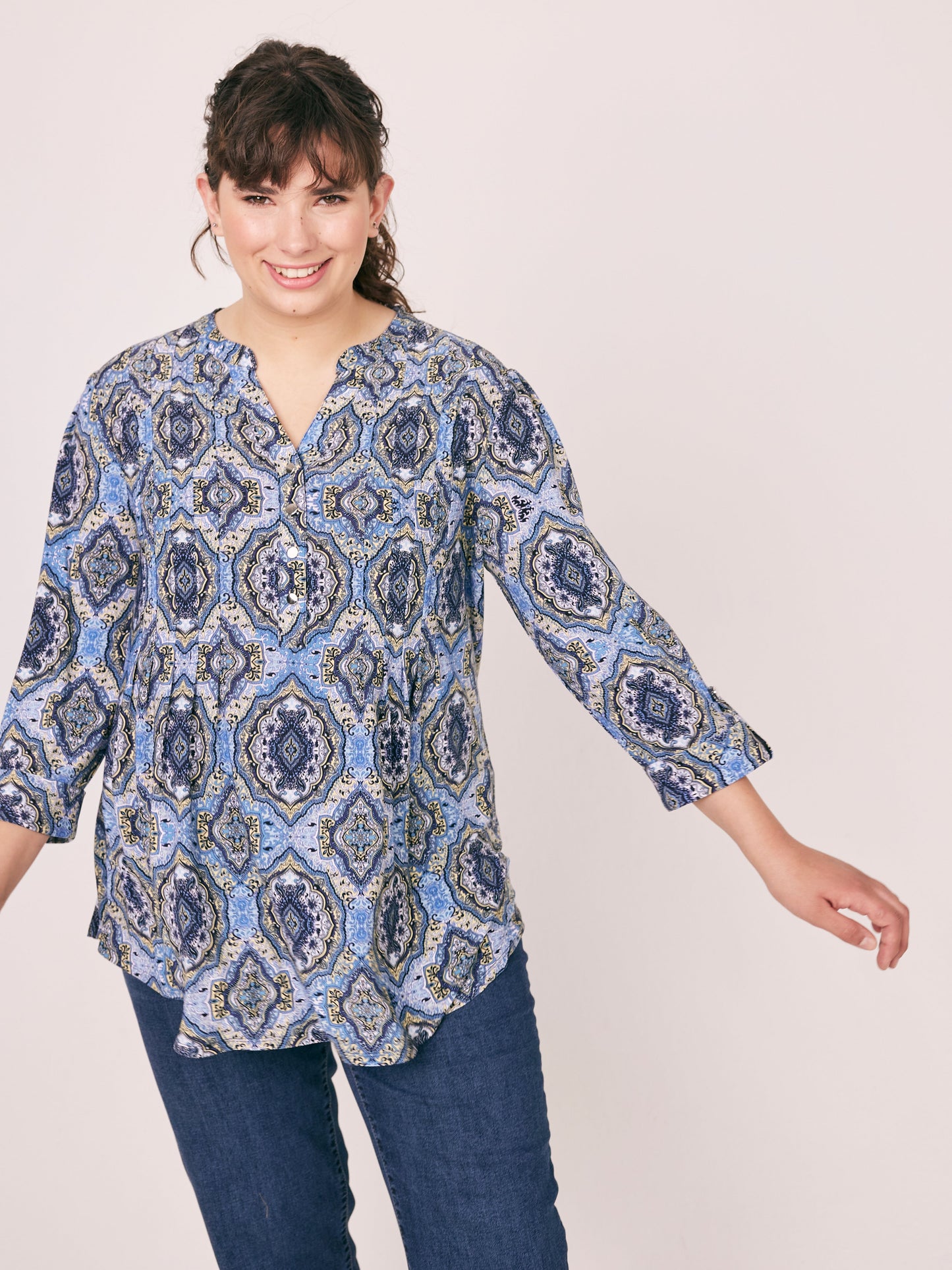 Roz & Ali Blue Yellow Mandala Popover - Plus