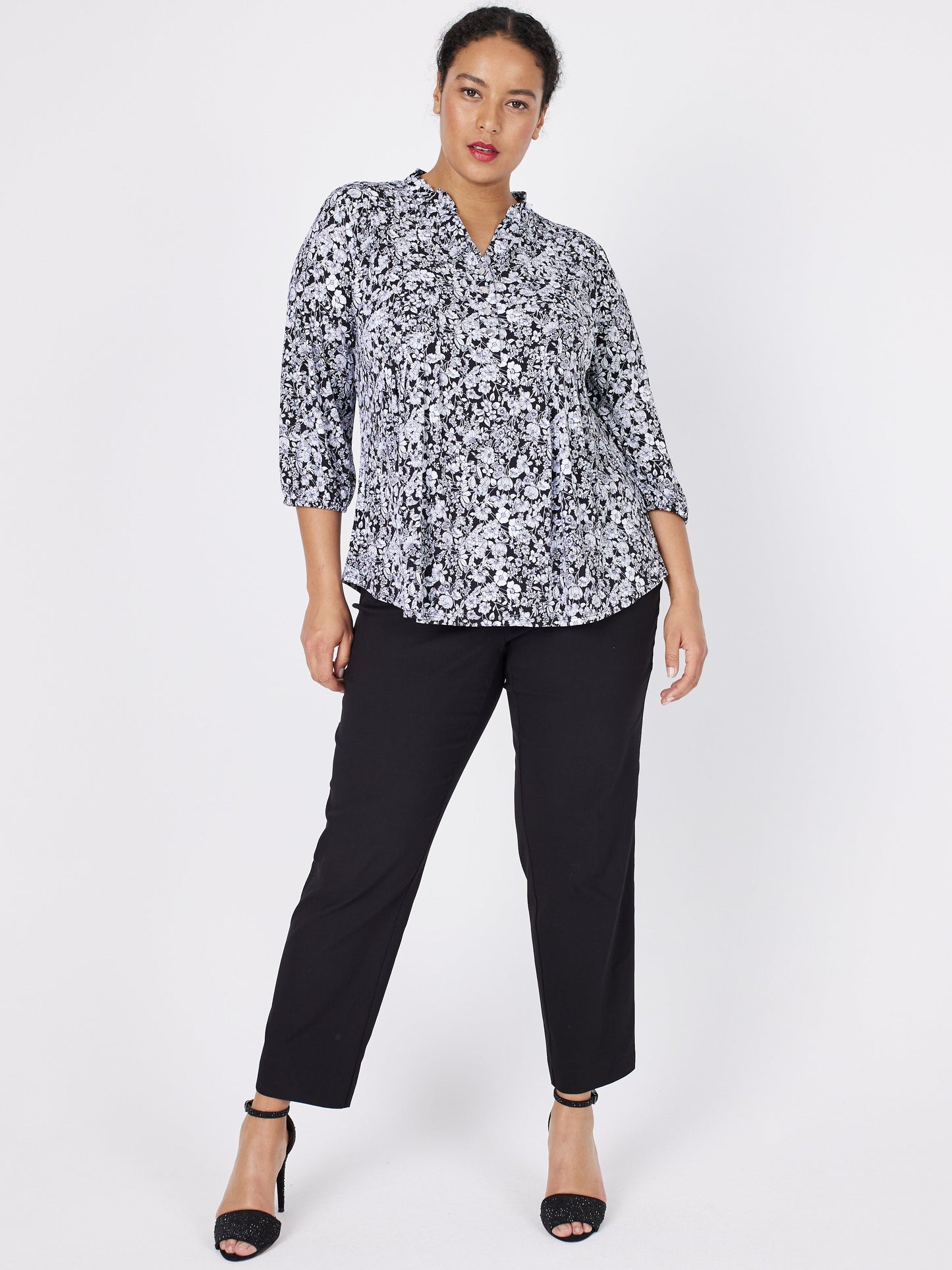 Roz & Ali Floral Ruffle Neck Popover - Plus