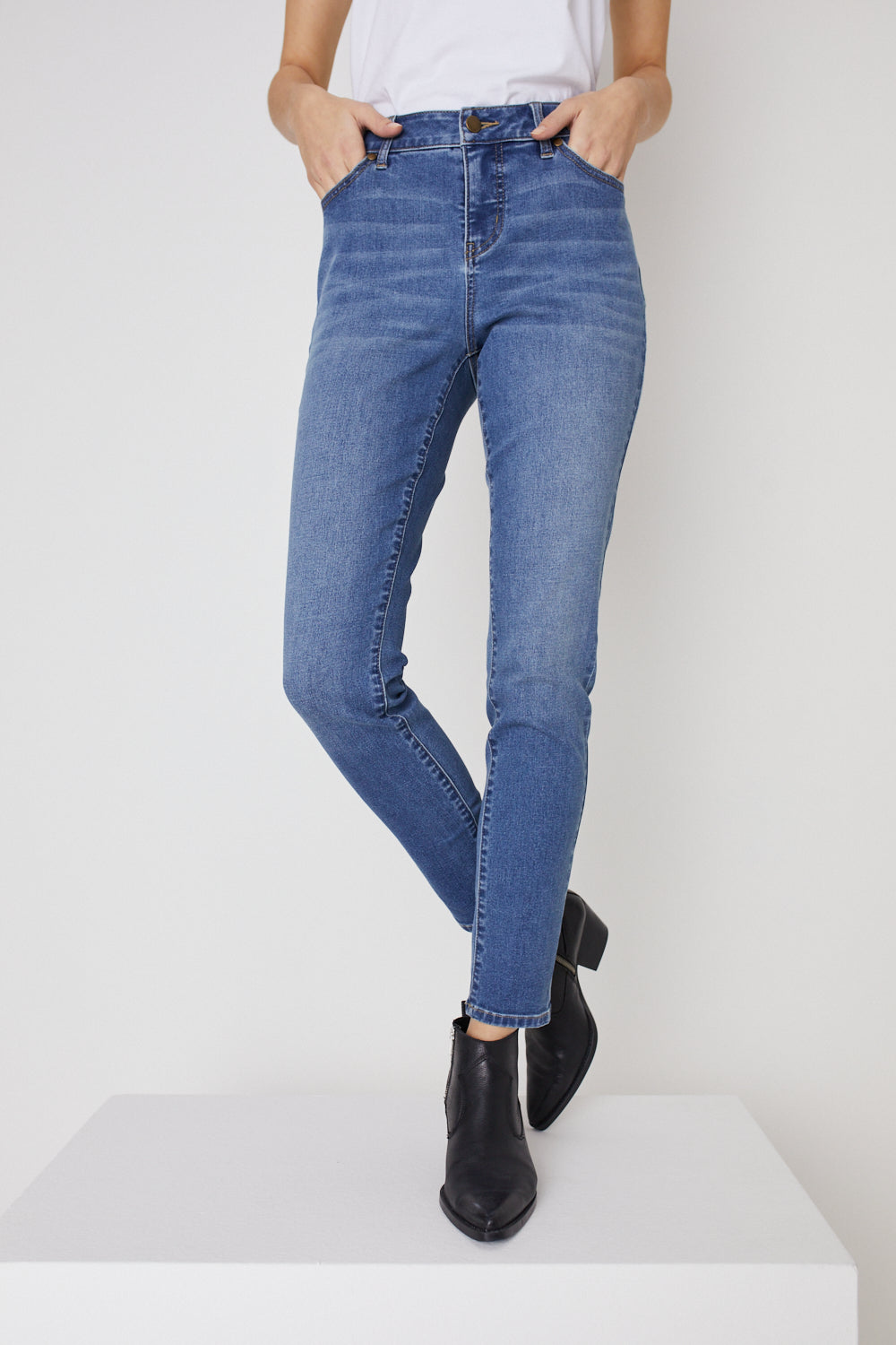 Westport Signature Skinny Jeans