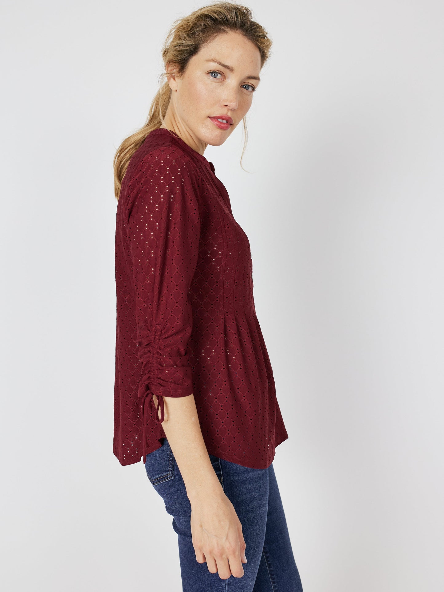 Roz & Ali Red Eyelet Tie Sleeve Popover